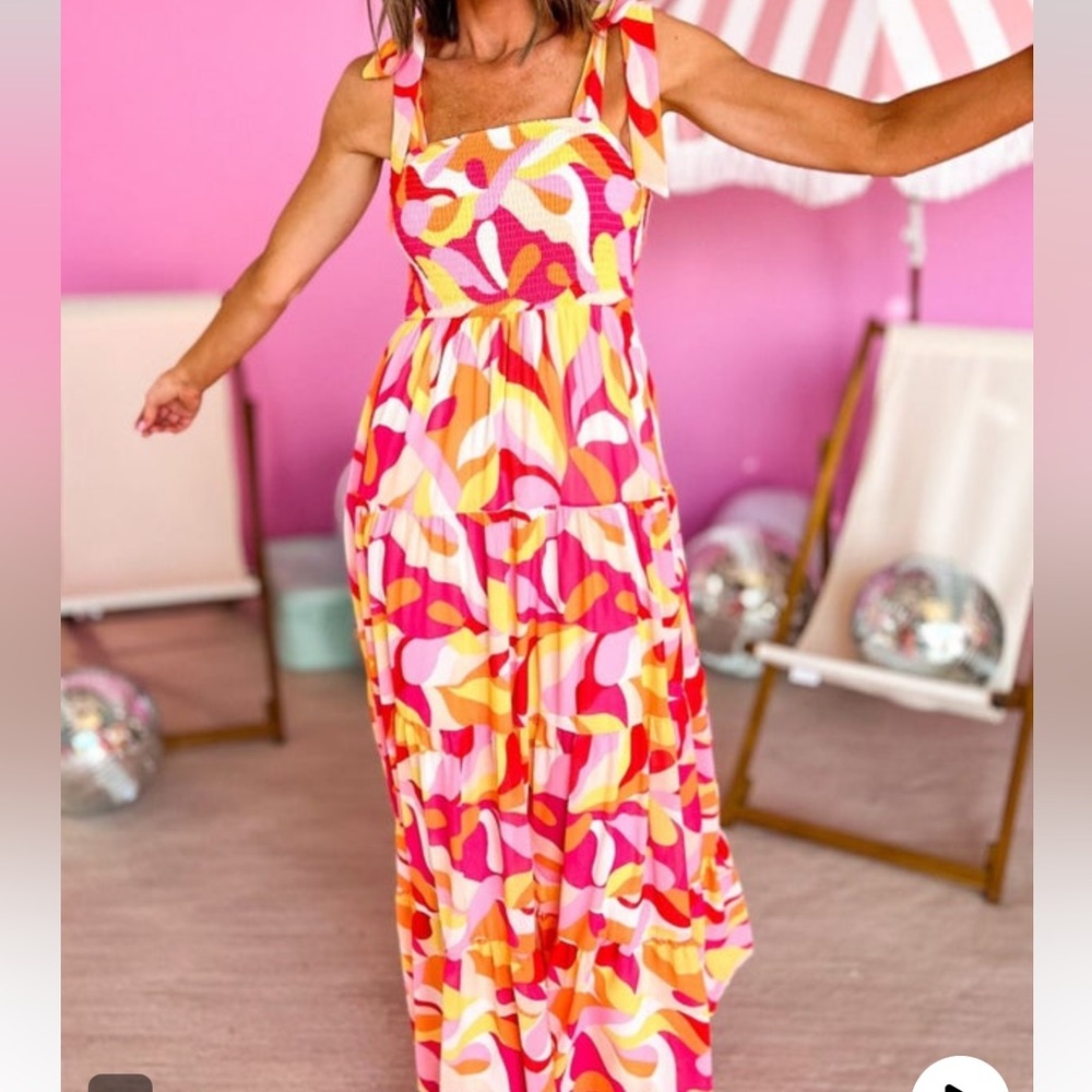 Women’s tie shoulder maxi